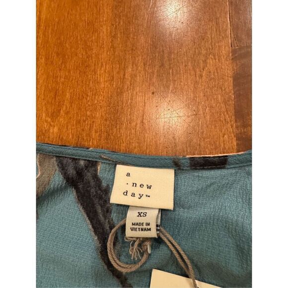 New with tags woman’s a new day dress - Picture 2 of 3